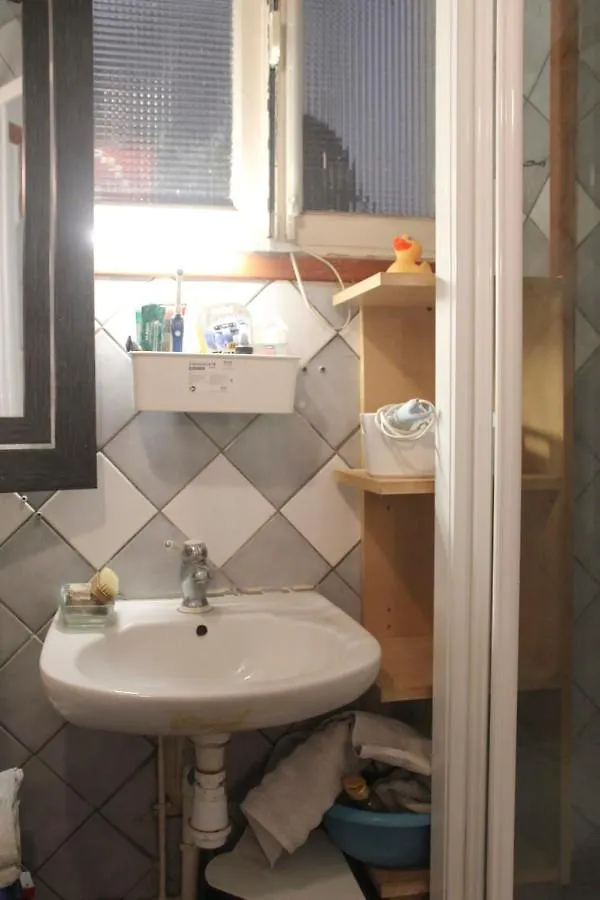 Comfortable Apartment With Beautiful Brightness Paris France
